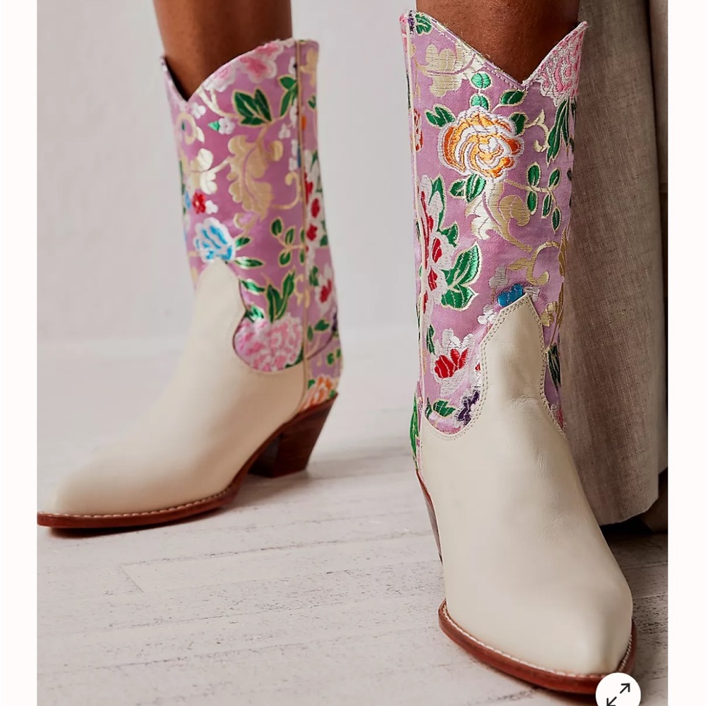 NWT Free people/MOMO Selina boot sz8